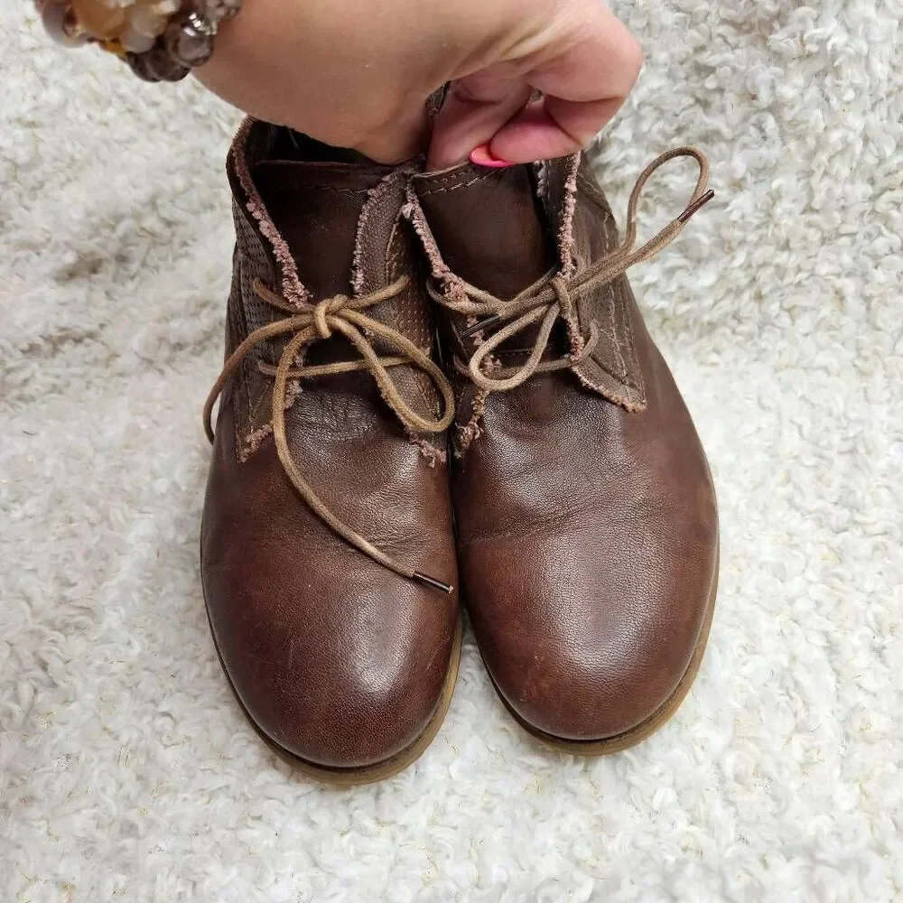 Liebeskind Berlin‎ Briwn Leather Laceup Ankle Boots sz 40